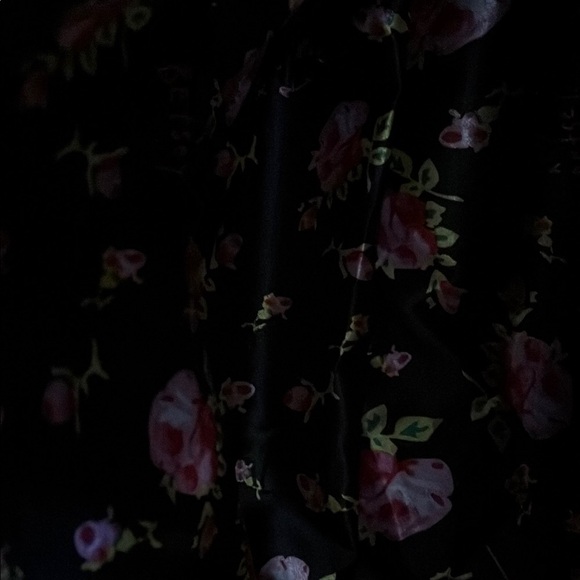 Stylish NWT Betsey Johnson  Pink and Black Bow Handbag - Picture 5 of 9